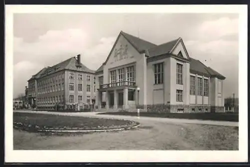 AK Beraun / Beroun, Gebäude an einer Strasse