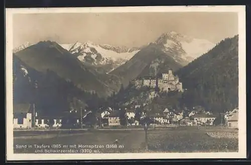 AK Sand in Taufers / Campo Tures, Ortspanorama mit Hornspitzen u. Schwarzenstein