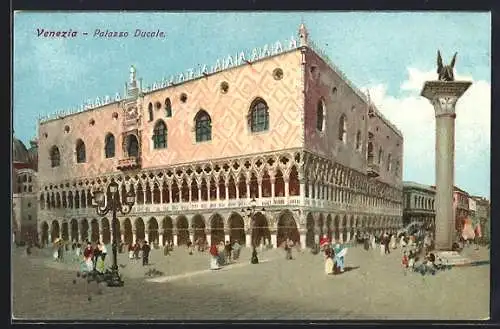 AK Venezia, palazzo Ducale con la piazza, passante