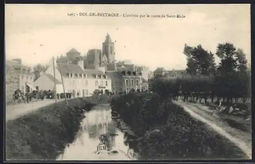 AK Dol-de-Bretagne, L`arrivée par la route de Saint-Malo