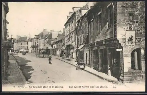 AK Dol, La Grande Rue et le Bassin