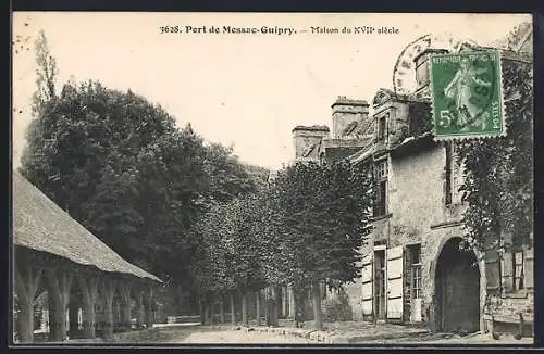 AK Port de Messac-Guipry, Maison du XVIIIe siècle au port et arbres alignés