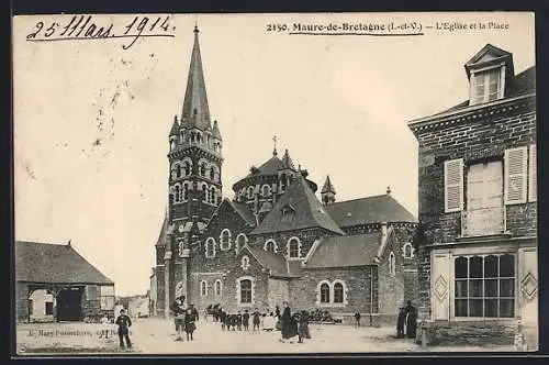 AK Maure-de-Bretagne, L`Église et la Place