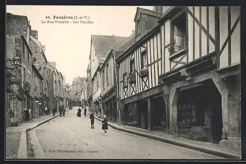 AK Fougères, La Rue Pinterie, Les Porches