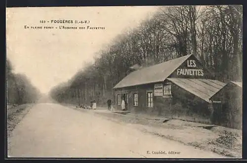 AK Fougères, En pleine forêt, L`Auberge des Fauvettes