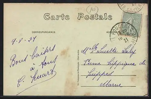 AK Fougères, La Place Gambetta, Le Grand Hôtel des Voyageurs