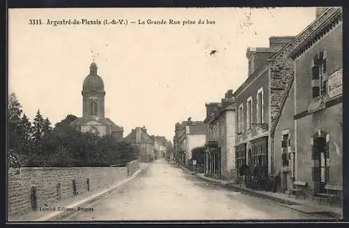 AK Argentré-du-Plessis, La Grande Rue prise du bas