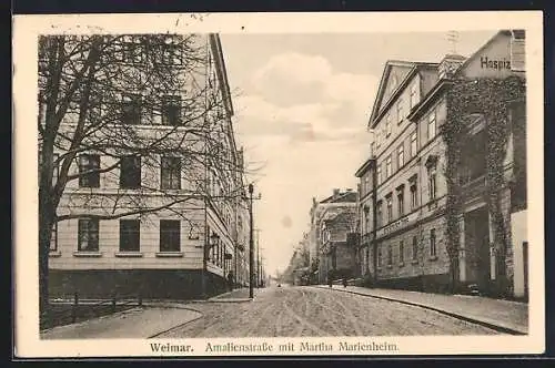 AK Weimar / Thüringen, Amalienstrasse mit Martha Marienheim