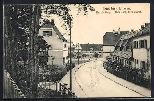 AK Dresden-Hellerau, Kurzer Weg mit Blick zum Markt