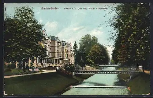 AK Baden-Baden, Oospartie mit Hotel Stephanie und Brücken