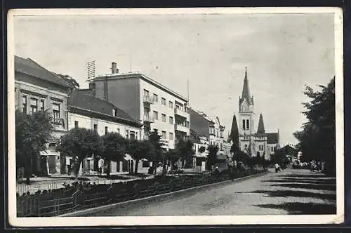 AK Mukacevo / Munkács, Masarykova ulice, Strassenansicht mit Kirche