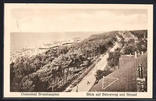 AK Brunshaupten, Ostseebad, Blick auf Strasse Bülowweg und Strand