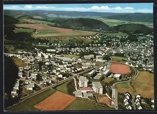 AK Meschede /Sauerland, Ortsansicht vom Flugzeug aus