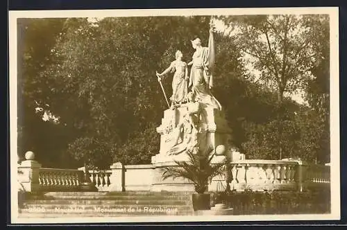 AK Neuchatel, Monument de la Republique