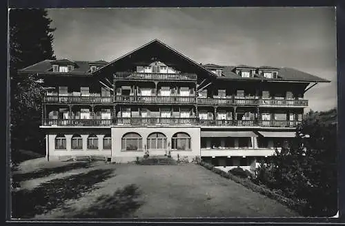 AK Bad Heustrich im Kandertal, vor dem Hotel