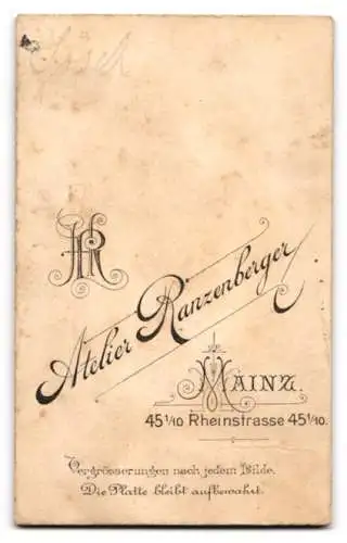 Fotografie H. Ranzenberger, Mainz, Rheinstrasse 45, Junger Soldat des 88. Regiments in Uniform