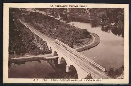 AK Saint-Nicolas-des-Eaux, Vue du pont et de la vallée du Blavet