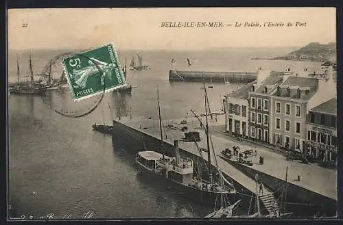 AK Le Palais, L`Entrée du Port avec bateaux amarrés