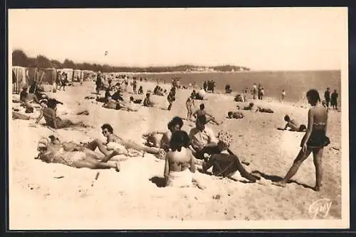 AK Carnac-Plage, La plage et la Pointe Churchill