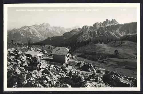 AK Rifugio Cinque Torri, Sorapis e Croda da Lago