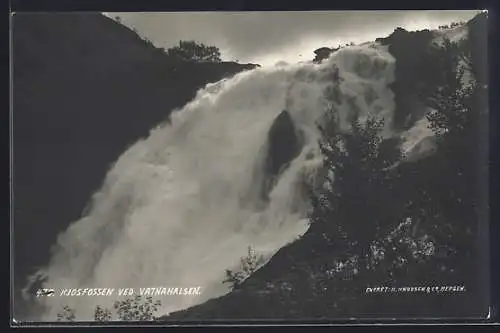 AK Kjosfossen ved Vatnahalsen, Wasserfall