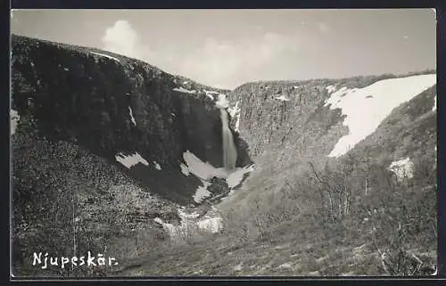 AK Njupeskär, Blick zum Wasserfall