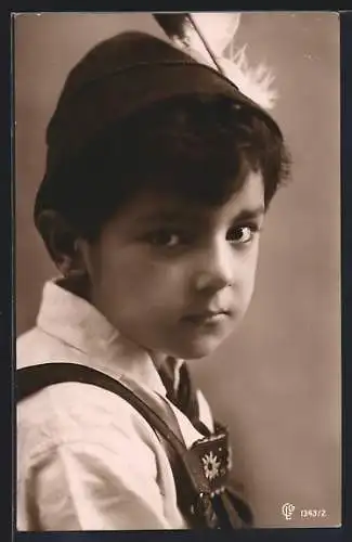 Foto-AK GL Co Nr.1343 /2: Portrait eines Jungen in bayerischer Tracht