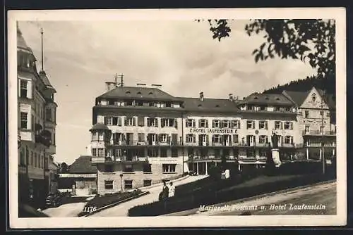 AK Mariazell, Postamt und Hotel Laufenstein, mit Denkmal