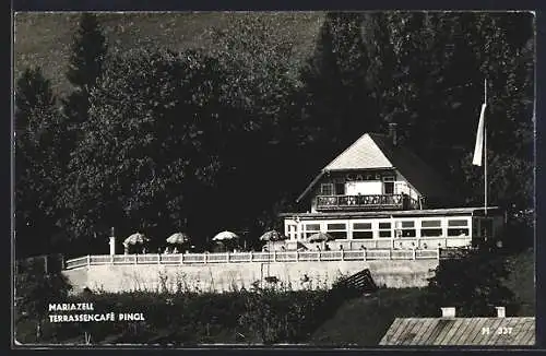 AK Mariazell, Terrassencafe Pingl, Gebäudeansicht mit Terrasse