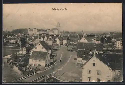 AK Messkirch, Ortsansicht mit Strasse und Brücke aus der Vogelschau