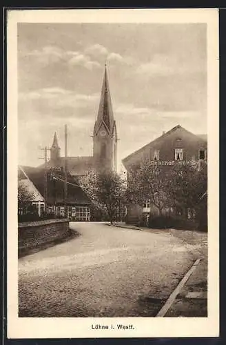 AK Löhne i. Westf., Strassenpartie mit Kirchturm