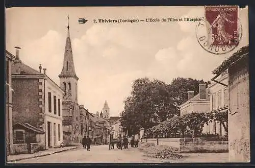 AK Thiviers, L`École de Filles et l`Hospice