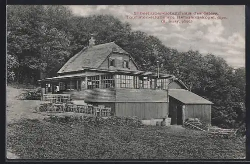 AK Silberhuber-Schutzhaus am Hermannskogel, Ansicht mit Aussenbereich