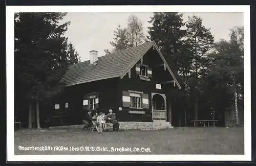 AK Braunberghütte, Gäste vor dem Berghaus