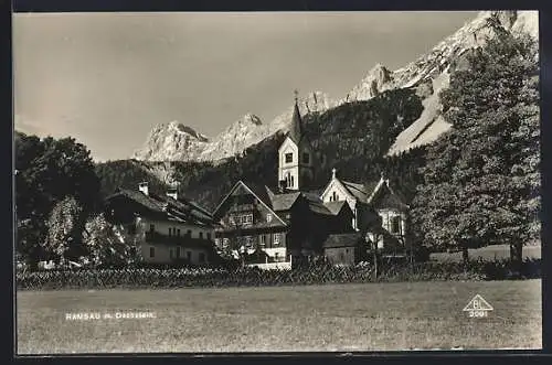 AK Ramsau am Dachstein, Ortsansicht mit Dachstein