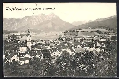 AK Trofaiach /Steiermark, Ortsansicht gegen die Berge