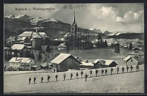 AK Radstadt, Skifahrer am Wintersportplatz