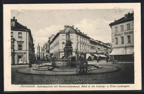 AK Darmstadt, Ludwigsplatz mit Bismarckdenkmal, Ludwig- und Ernst Ludwigstrasse