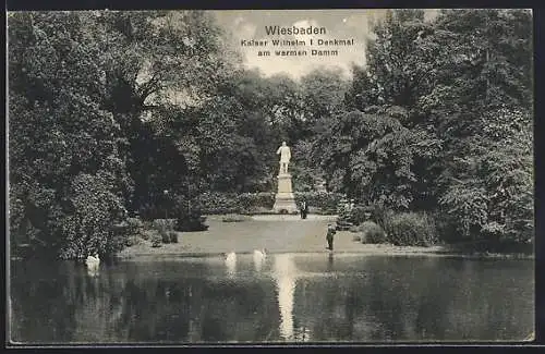 AK Wiesbaden, Kaiser Wilhelm I.-Denkmal am warmen Damm