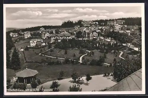 AK Oberhof /Thür., Panorama mit Strassenpartie