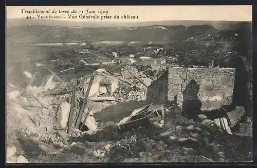 AK Vernègues, Tremblement de terre du 11 Juin 1909, Vue générale prise du chateau, Erdbeben