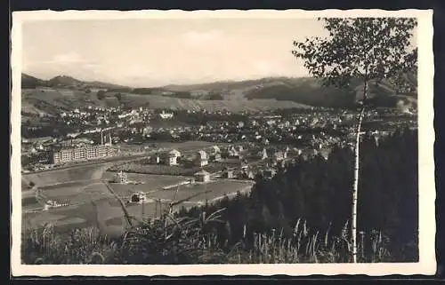 AK Vsetin, Blick inab in Tal auf die Wohnhäuser der Stadt