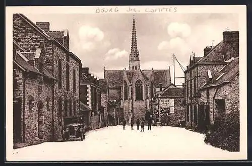 AK Bourg-des-Comptes, Vue de l`église et de la rue principale avec habitants et voiture