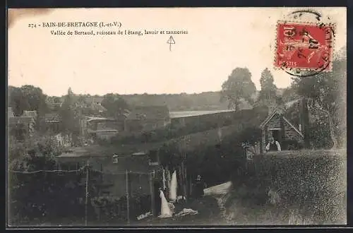 AK Bain-de-Bretagne, Vallée de Bertaud, ruisseau de l`étang, lavoir et tanneries