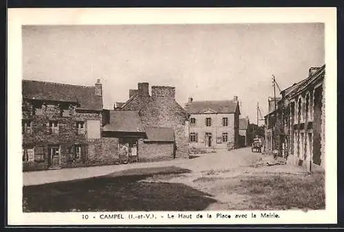 AK Campel, Le Haut de la Place avec la Mairie