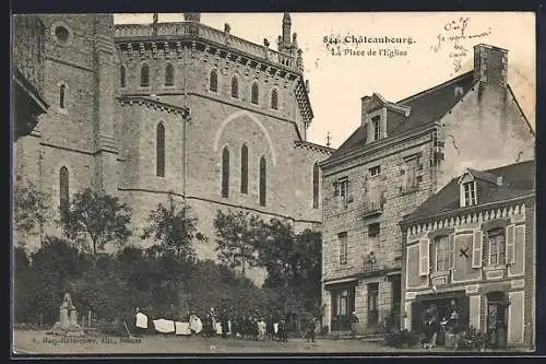 AK Châteaubourg, La Place de l`Église avec vue sur l`église et les bâtiments environnants