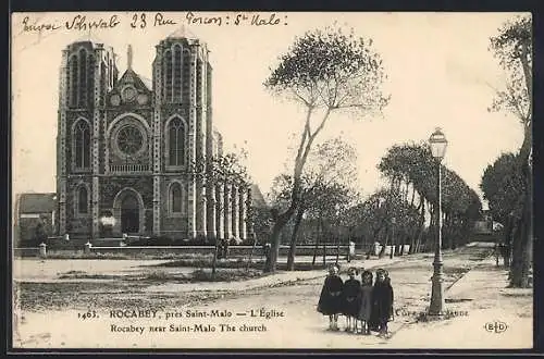 AK Rocabey, près Saint-Malo, L`Église et enfants sur l`avenue