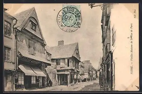 AK Vitré, Vieilles Maisons de Rue de Paris