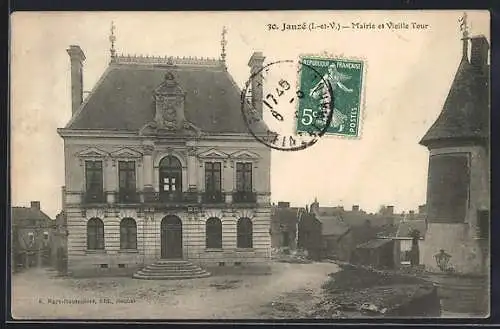 AK Janzé, Mairie et Vieille Tour