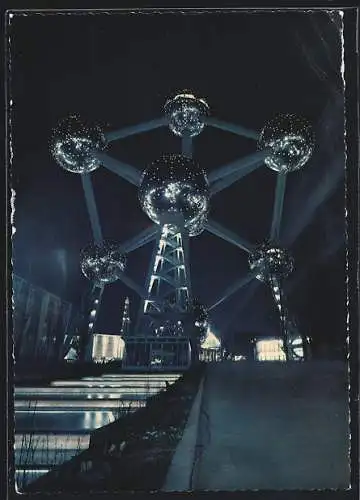 AK Brüssel / Bruxelles, Das Atomium bei Nacht